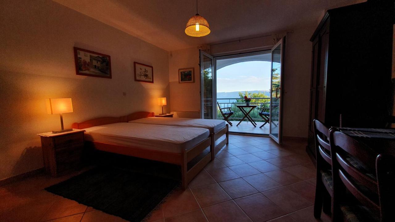 Sea Side Apartments 4* Novi Vinodolski Eksteriør billede