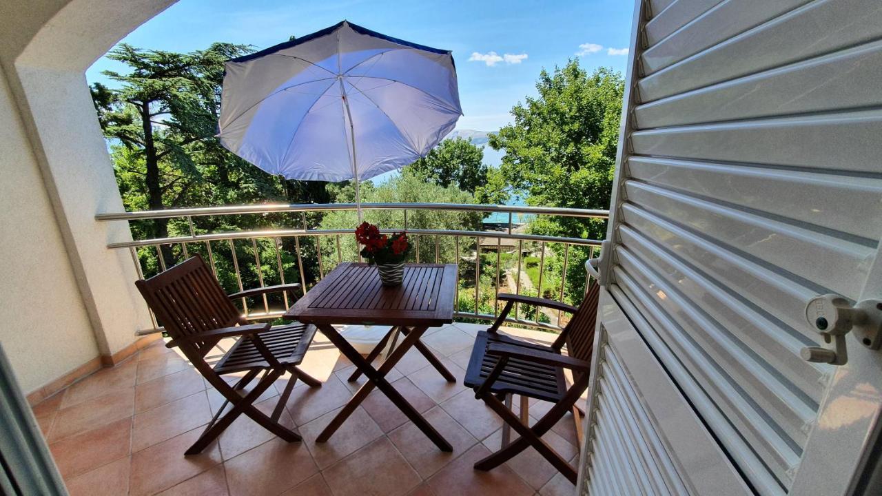 Sea Side Apartments 4* Novi Vinodolski Eksteriør billede
